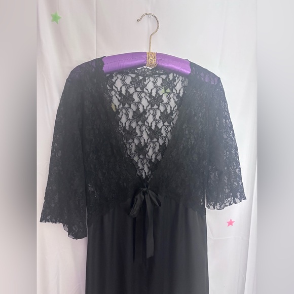 Black Lace Satin Whimsigoth Maxi Length Open Front Bowtie 3/4 Sleeve Robe Size M - Picture 12 of 14